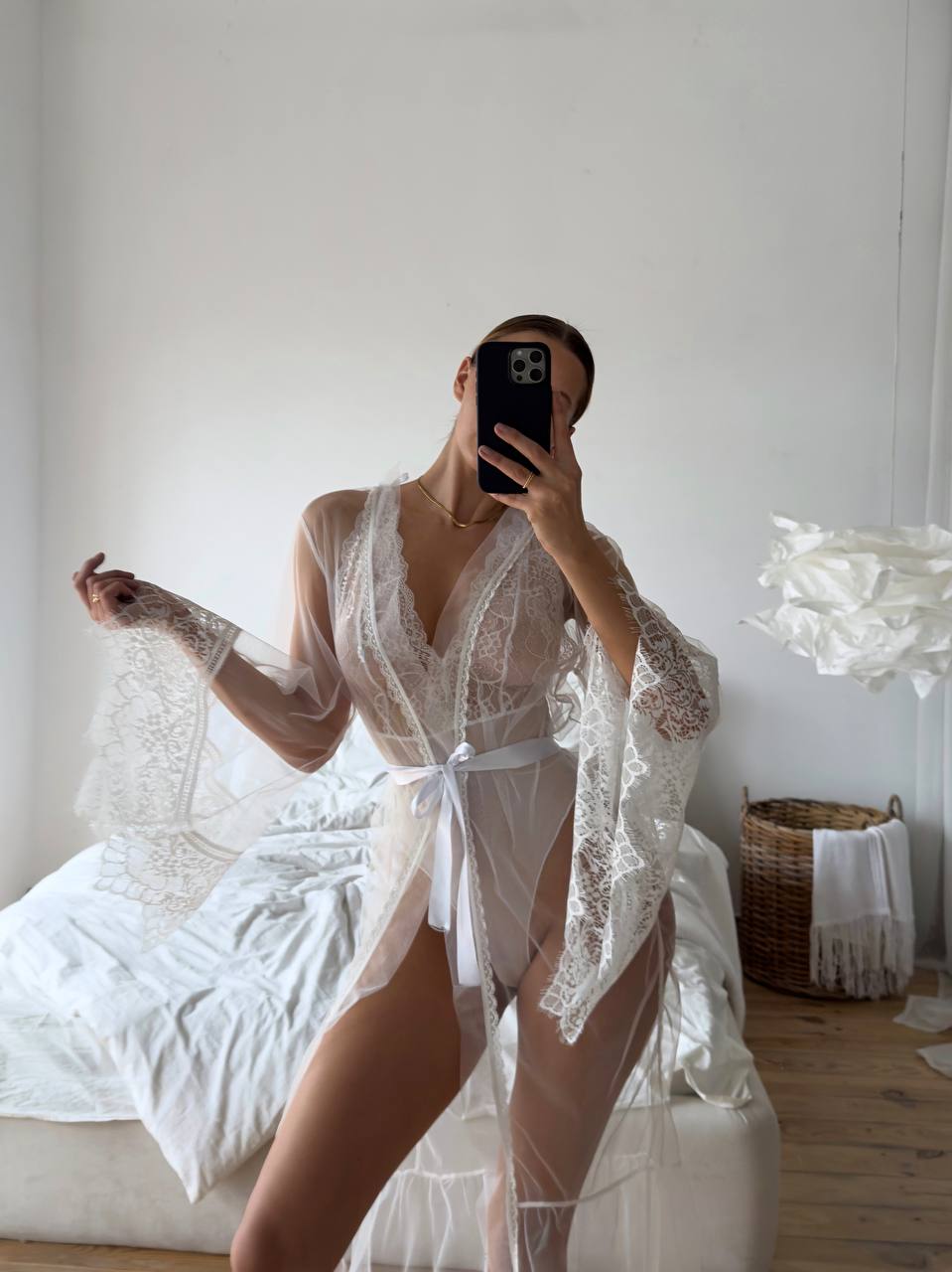 White Secret Bride - Beyaz Dantelli Gelin Tül Sabahlık & Body seti (MM130)